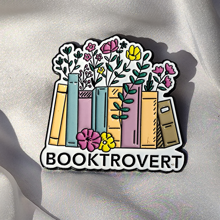 Pin Booktrovert